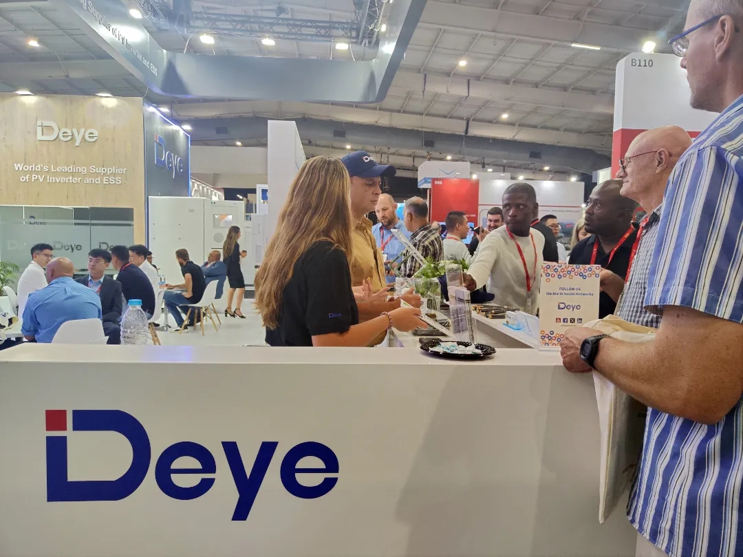 Deye tỏa sáng tại Solar & Storage Live Africa với các giải pháp năng lượng sáng tạo
